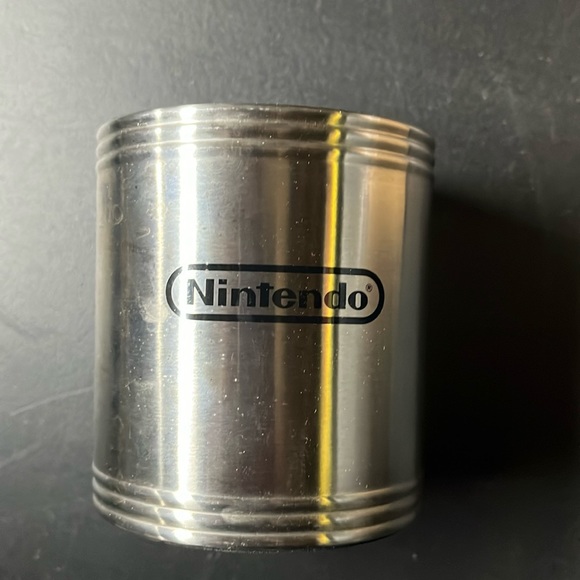 Nintendo Other - Metal Nintendo pencil cup!